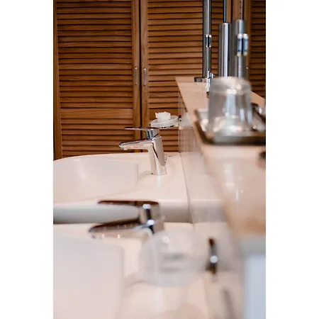 Gaestehaus Seezeit * Neu Sallenthin