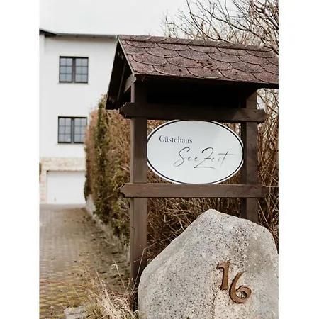 Gaestehaus Seezeit Neu Sallenthin